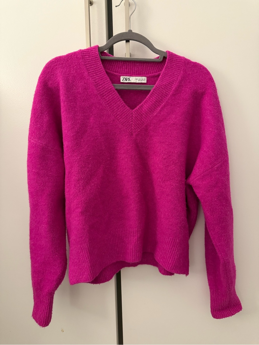 Zara V-Neck Sweater in Bright Fuchsia